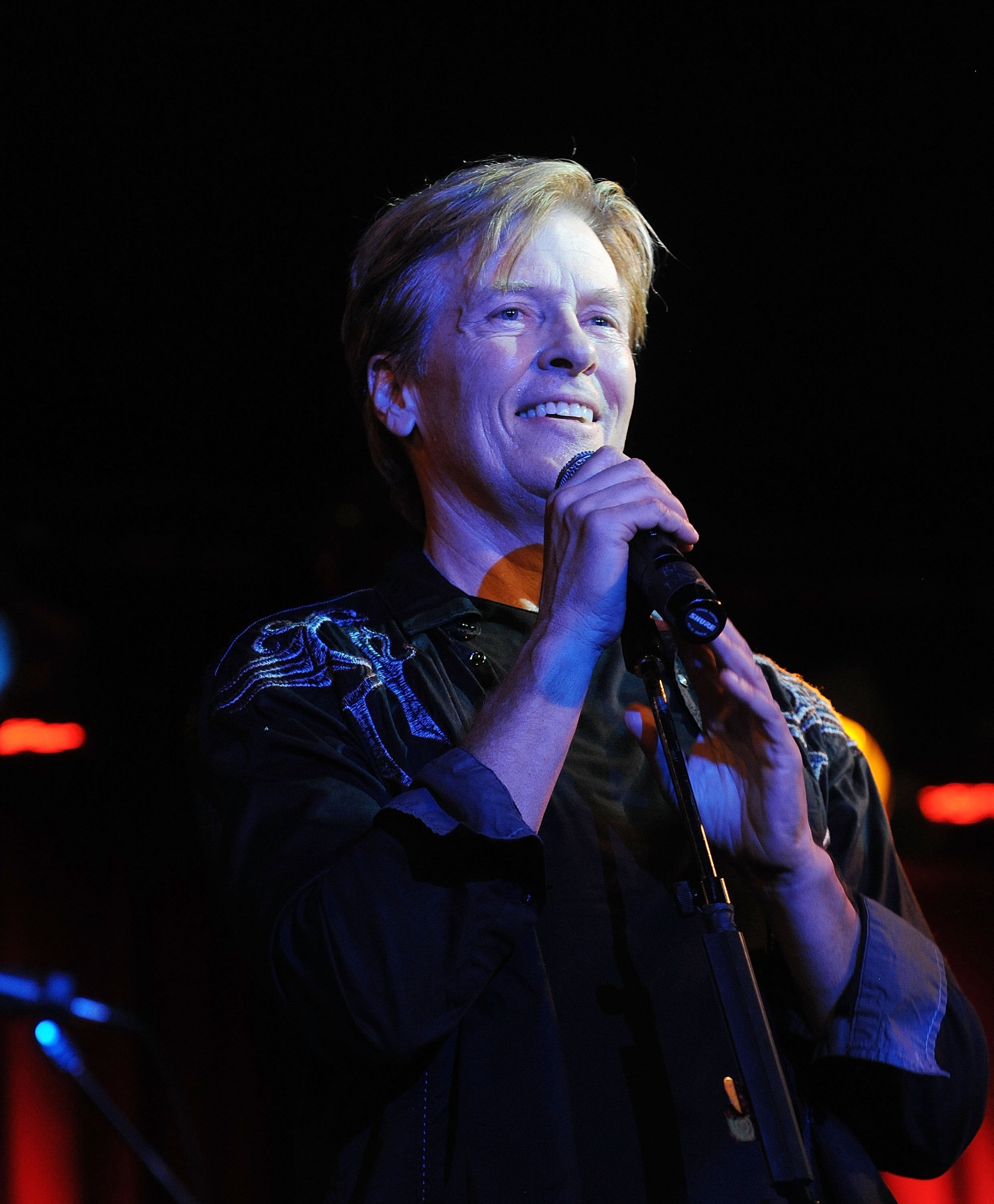 Singer Jack Wagner performs at B.B. King Blues Club & Grill on April 9, 2015 in New York City.┃Source: Getty Images