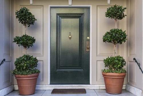 The front door of a house. | Source: Shutterstock.