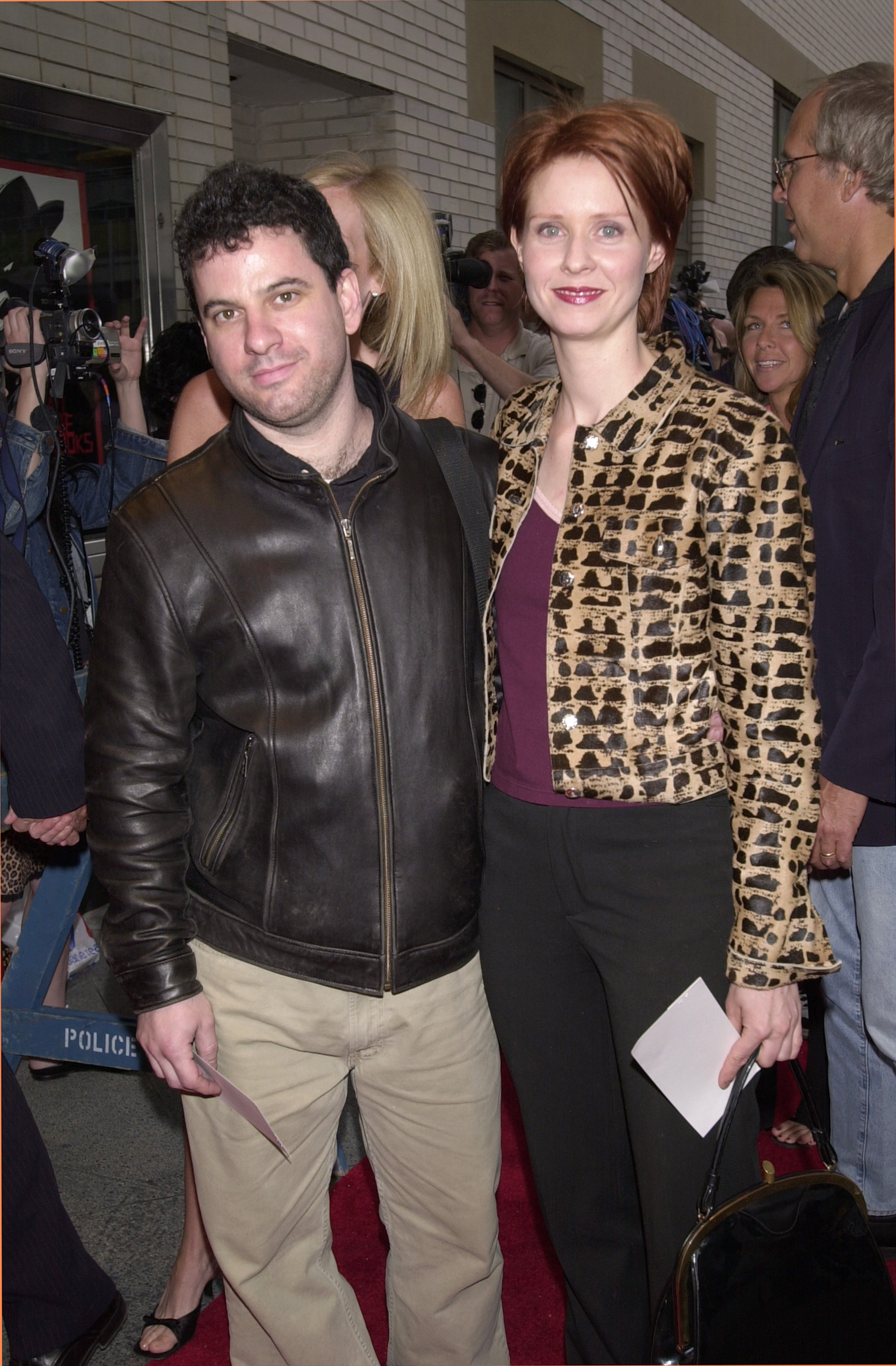 Danny Mozes and Cynthia Nixon attend the "Small Time Crooks" premiere in 2000 in New York City. | Source: Getty Images