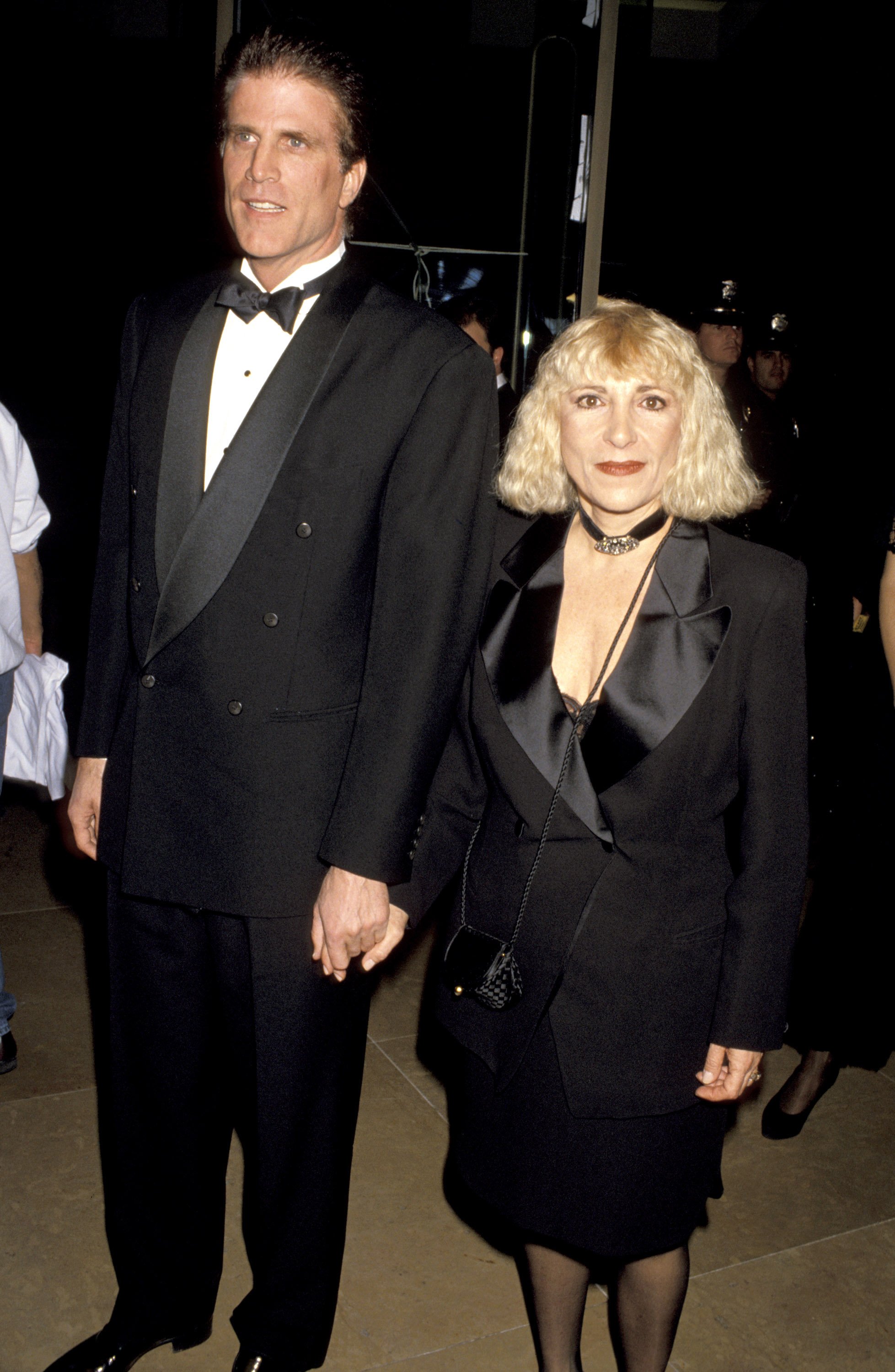 Ted Danson and Casey Coates during the 49th Annual Golden Globe Awards in Beverly Hills, California on January 18, 1992 | Source: Getty Images