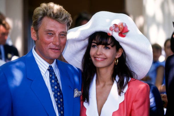 Adeline Blondieau et Johnny Hallyday le jour de leur mariage | Photo : Getty Images