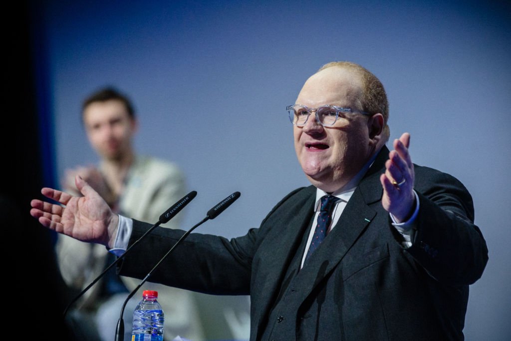 Franck de Lapersonne en plein discours. l Source : Getty Images Franck de Lapersonne en plein discours. l Source : Getty Images
