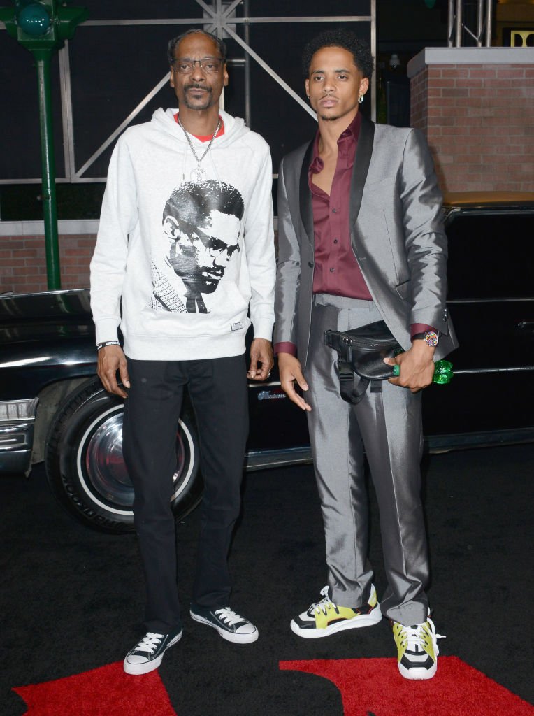 Snoop Dogg and son Cordell Broadus arrive for the premiere Of Netflix's "The Irishman" held at TCL Chinese Theatre on October 24, 2019. | Photo: Getty Images