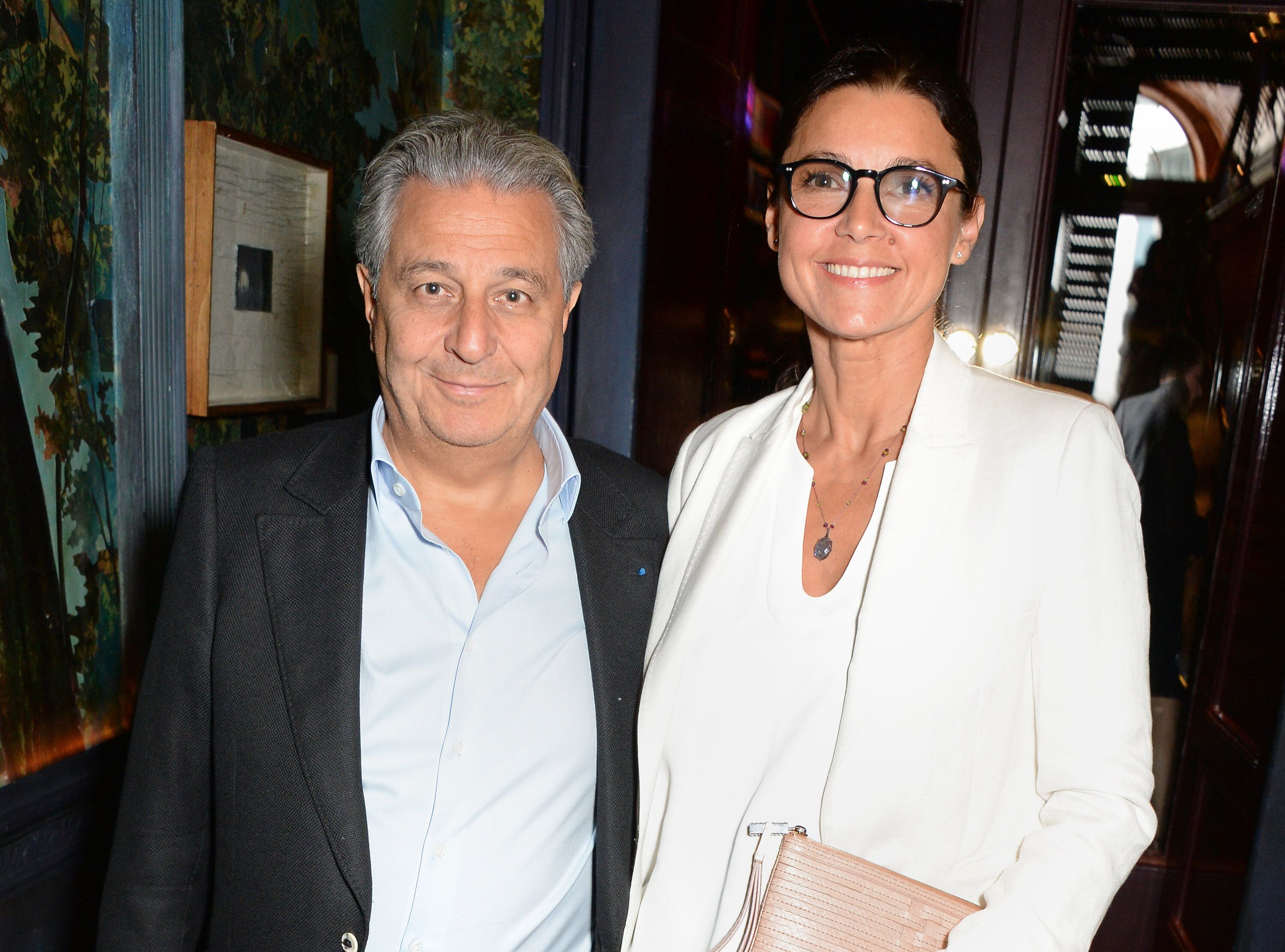 Christian Clavier et Isabelle De Araujo à Londres, Angleterre, le 5 juin 2014. | Photo : Getty Images