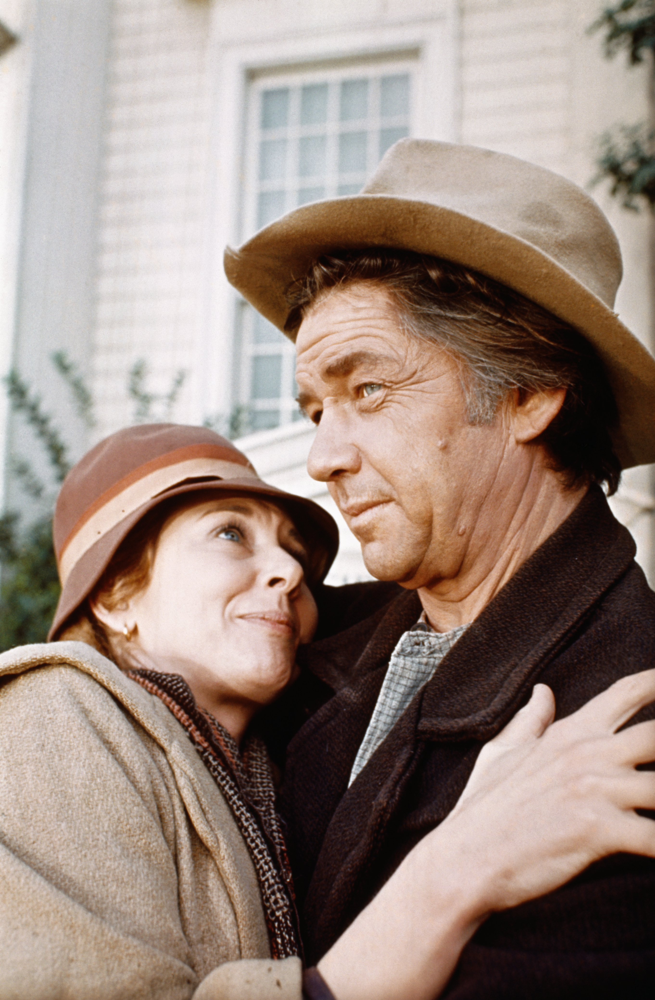 Michael Learned and Ralph Waite in "The Waltons," 1973 | Source: Getty Images