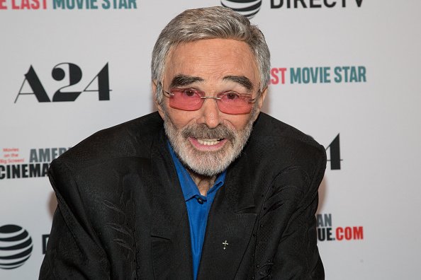 Burt Reynolds arrives to A24 And DirecTV's 'The Last Movie Star' Premiere at the Egyptian Theatre on March 22, 2018 in Hollywood, California | Photo: Getty Images