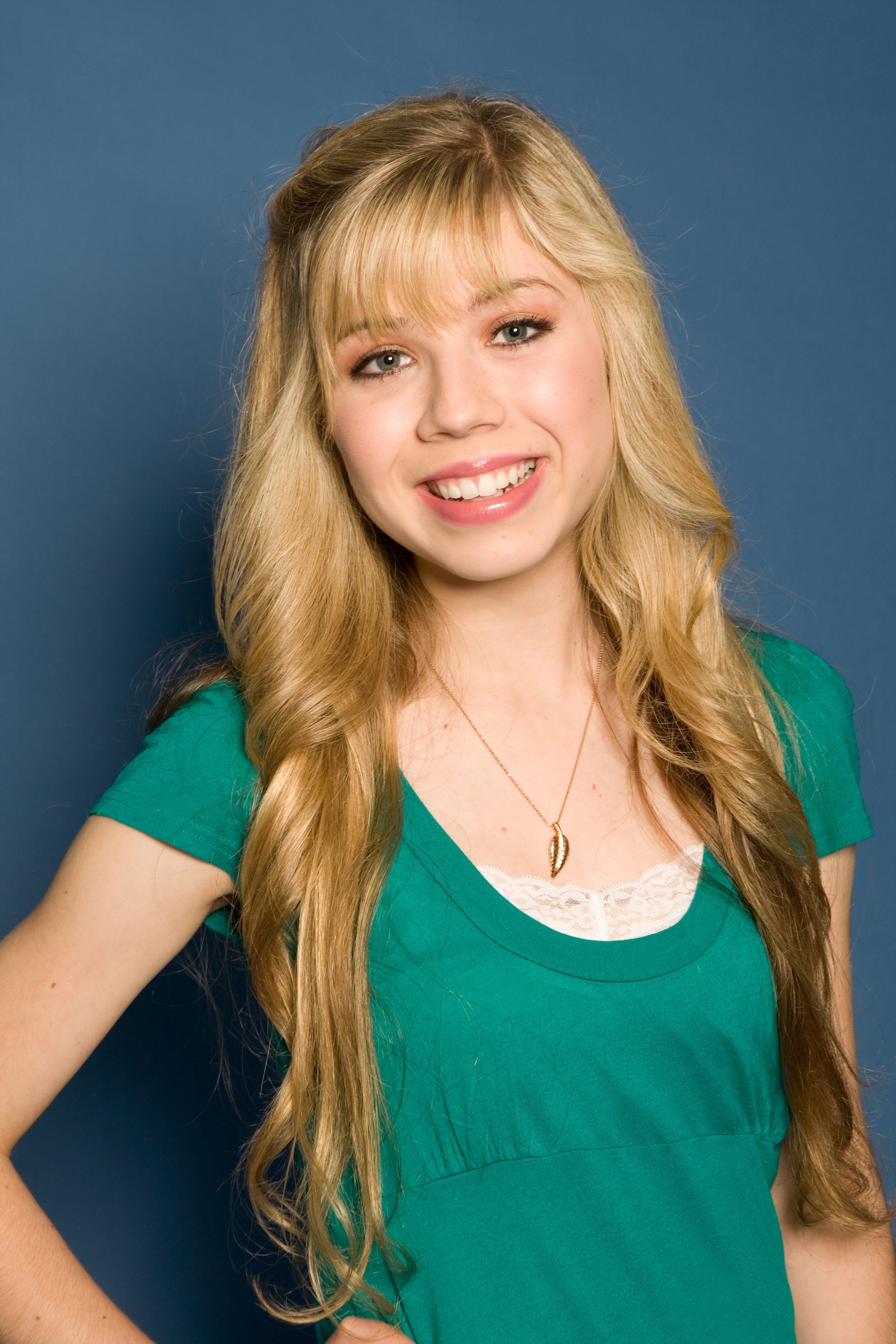 Jennette McCurdy at the W Hotel in California on November 22, 2008 | Source: Getty Images 