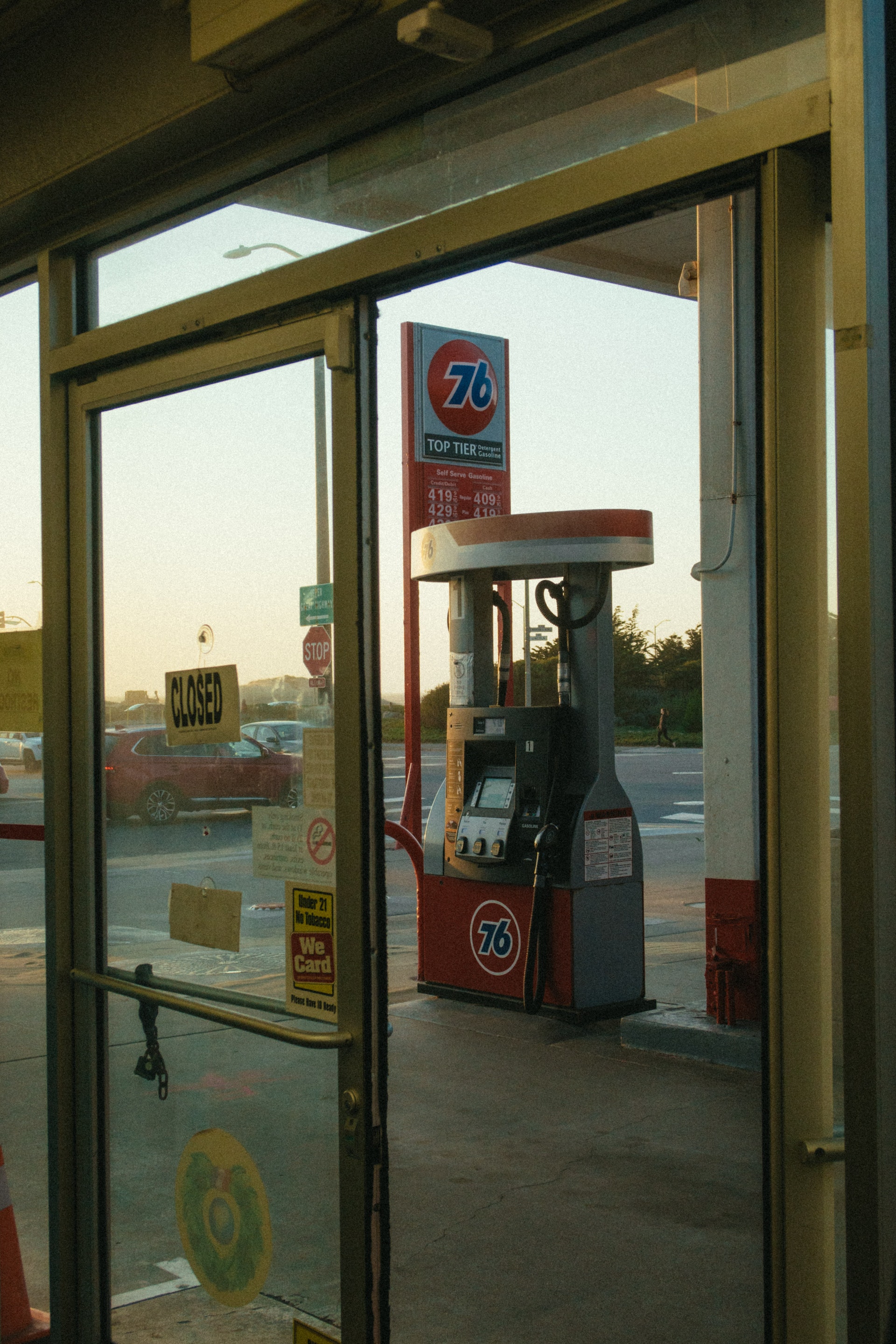 A gas station | Source: Pexels
