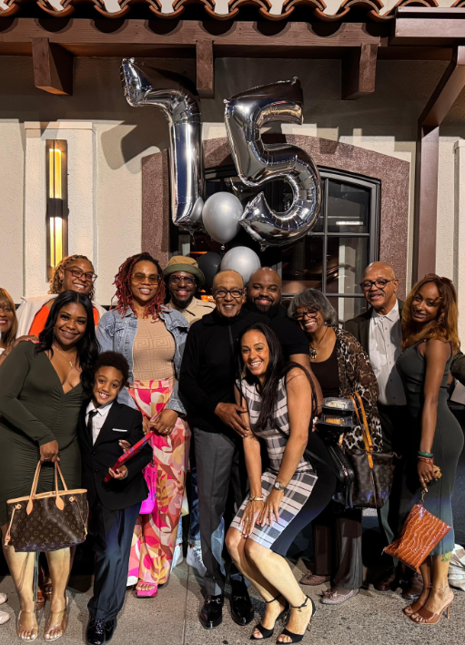 Peabo Bryson gathers with loved ones as he celebrates his 75th birthday | Source: Instagram/peabobryson2