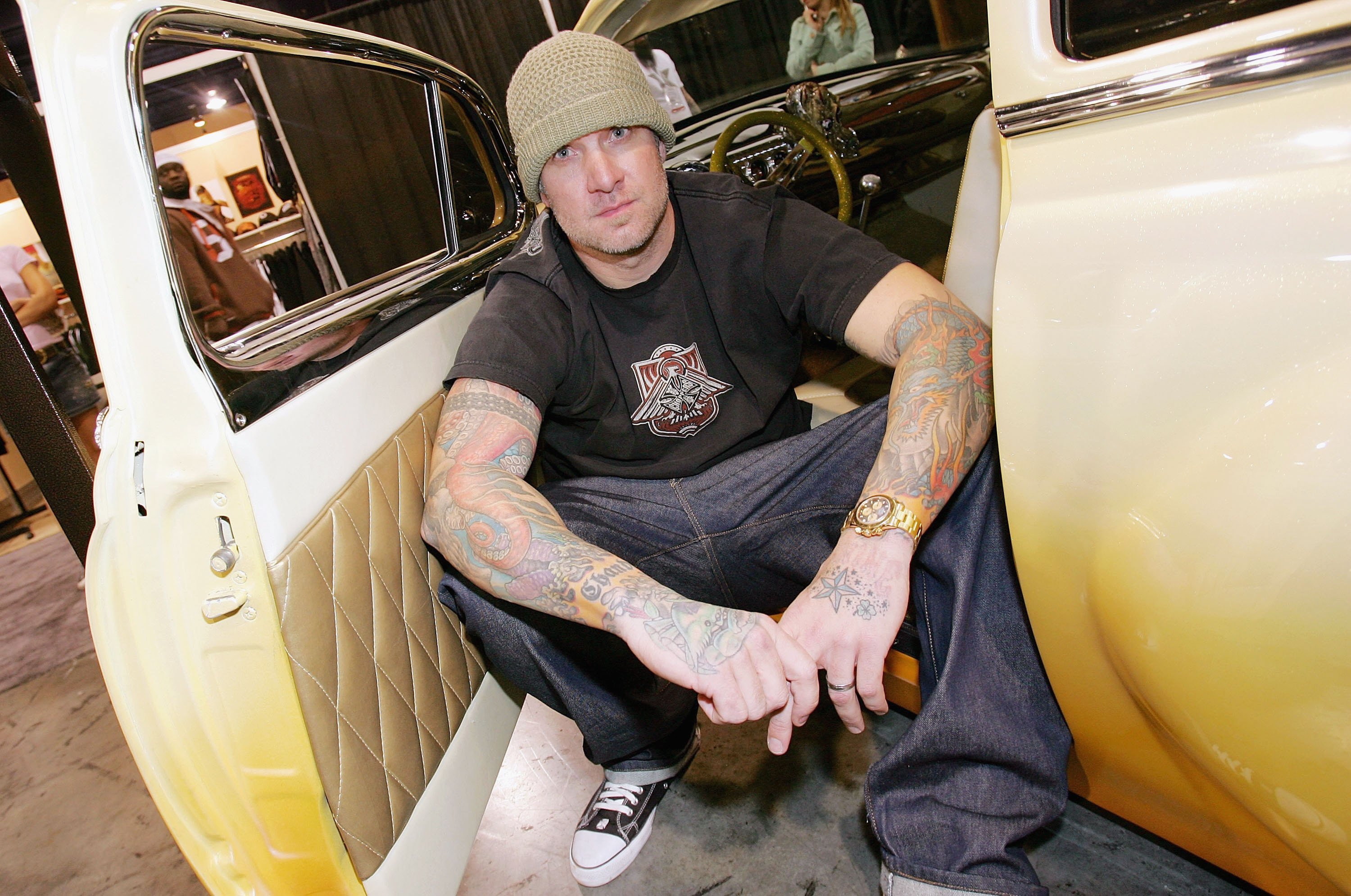 Jesse James poses in a 1954 Chevrolet at the MAGIC convention held at the Las Vegas Convention Center February 22, 2006 in Las Vegas, Nevada. | Source: Getty Images