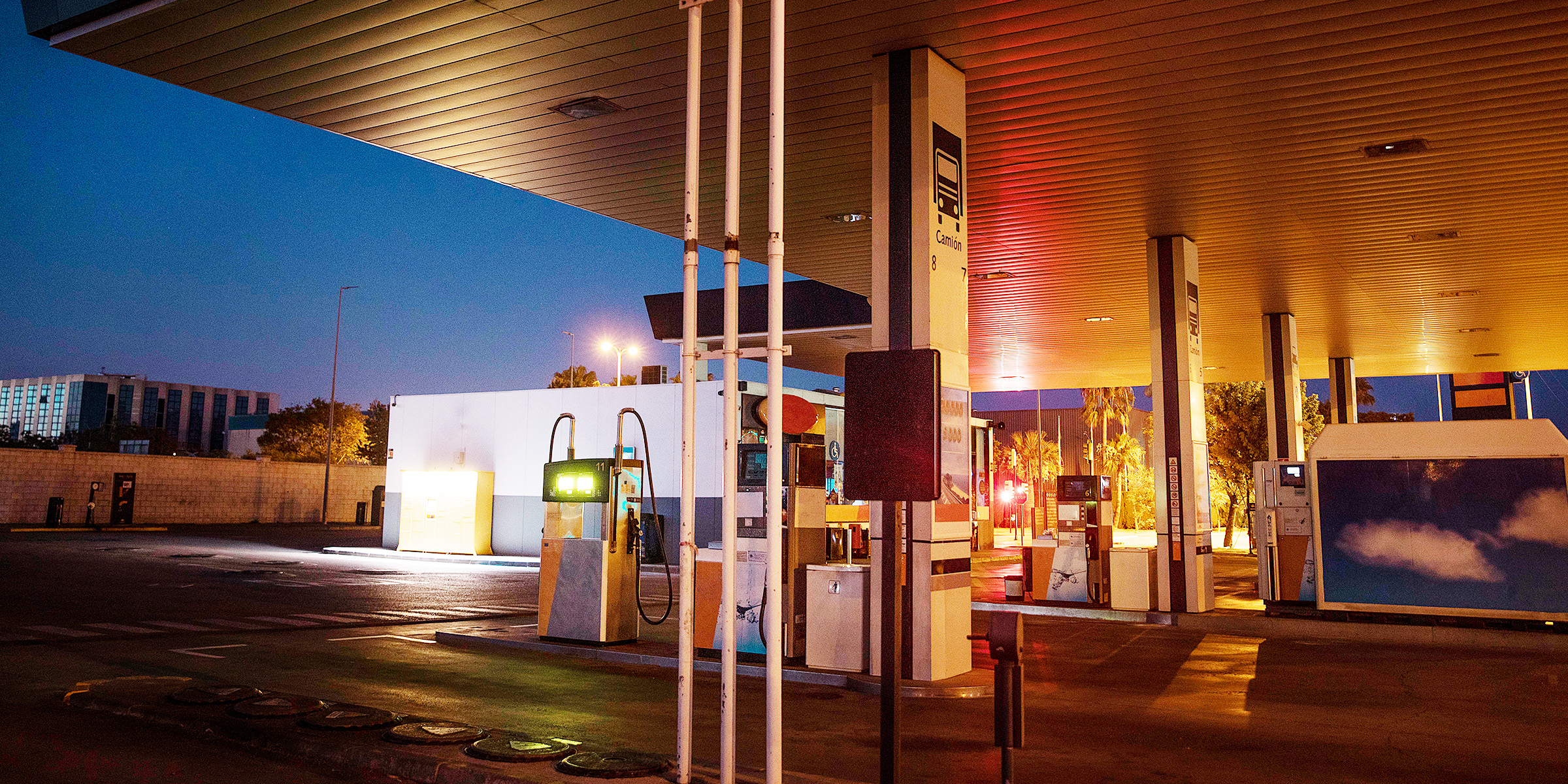 A gas station | Source: Freepik