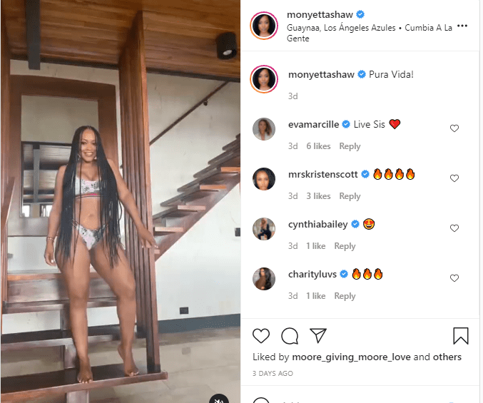 Ne-Yo's ex, Monyetta Shaw posing in a swimsuit during a vacation | Photo: Instagram/monyettashaw