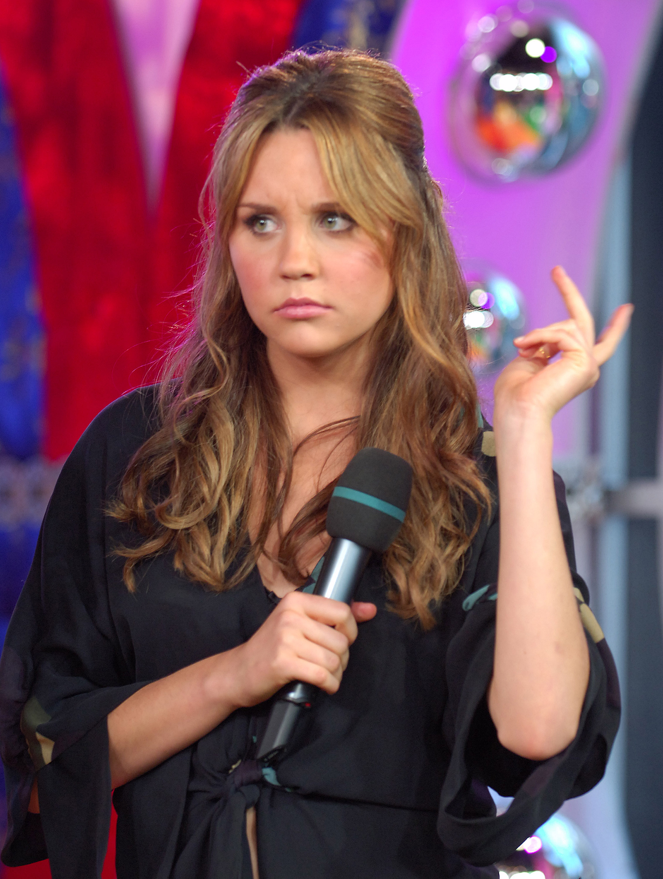 Amanda Bynes, Shia LaBeouf and Raven-Symoné visit MTV's "TRL" at MTV Studios in Times Square on September 29, 2005, in New York City | Source: Getty Images