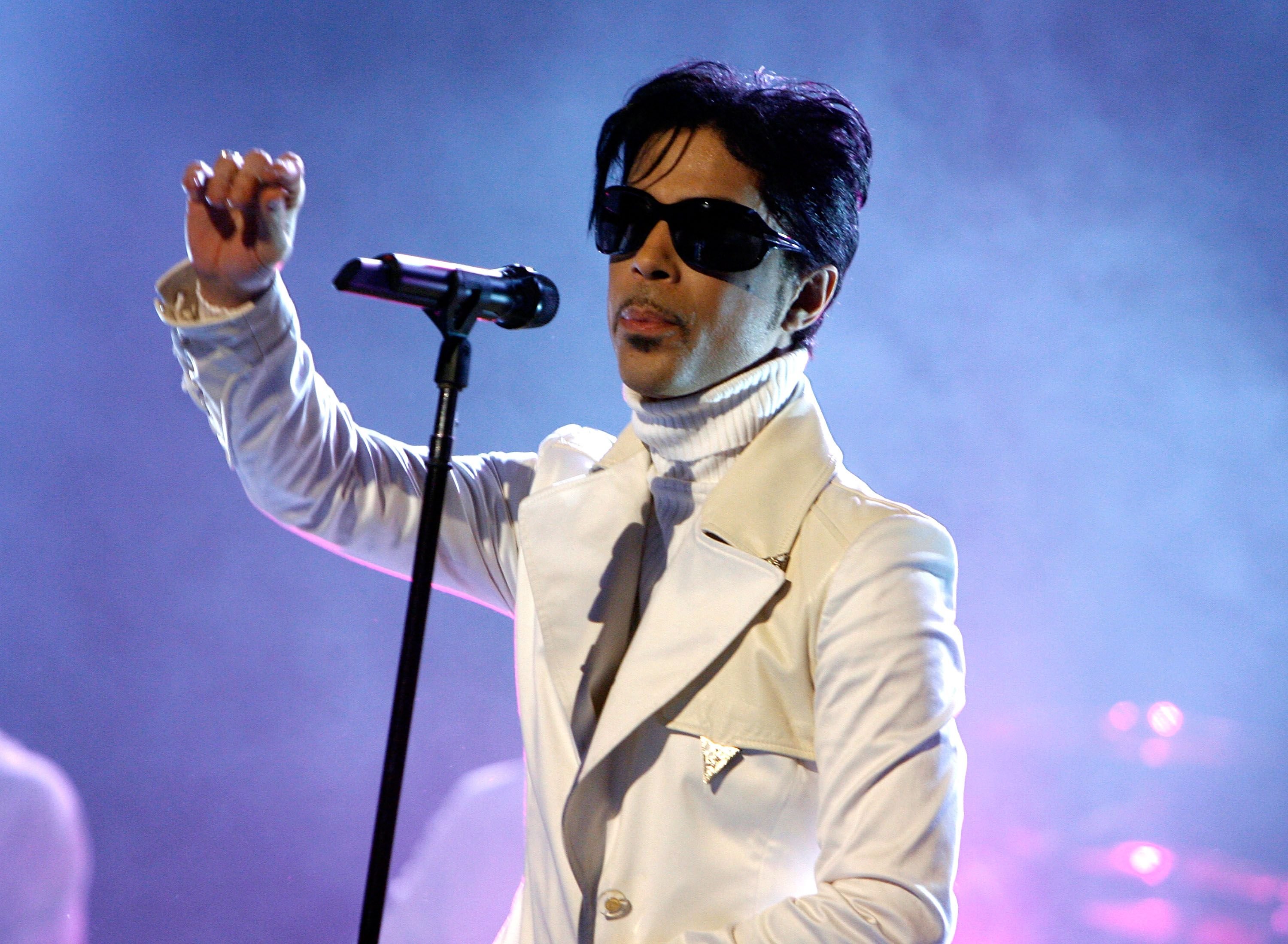 L'incontournable Prince sur scène. l Source : Getty Images