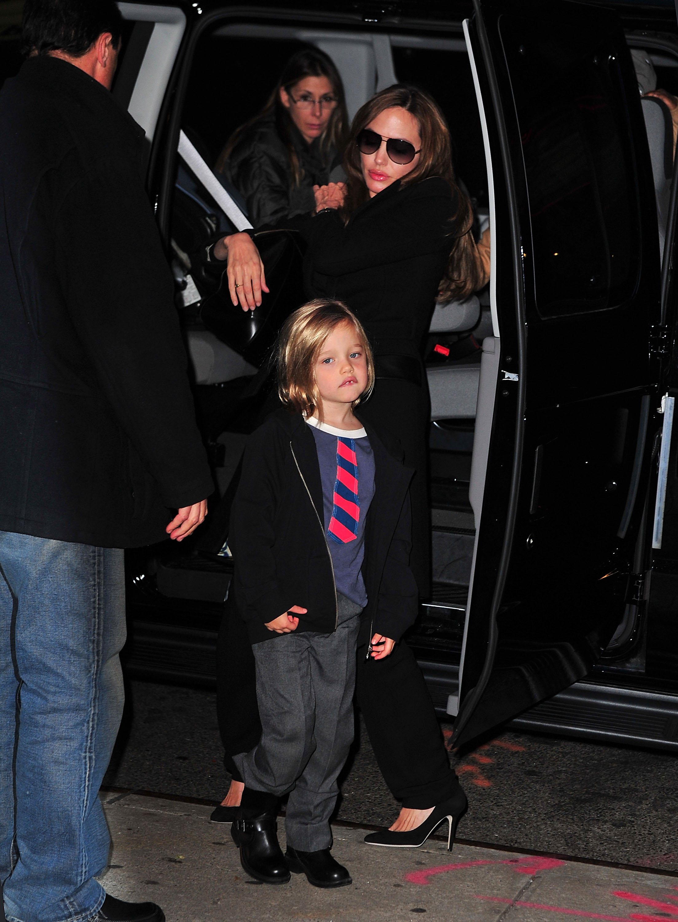 Angelina Jolie and Shiloh Jolie-Pitt visit a Manhattan movie theater on December 3, 2011 in New York City. | Source: Getty Images