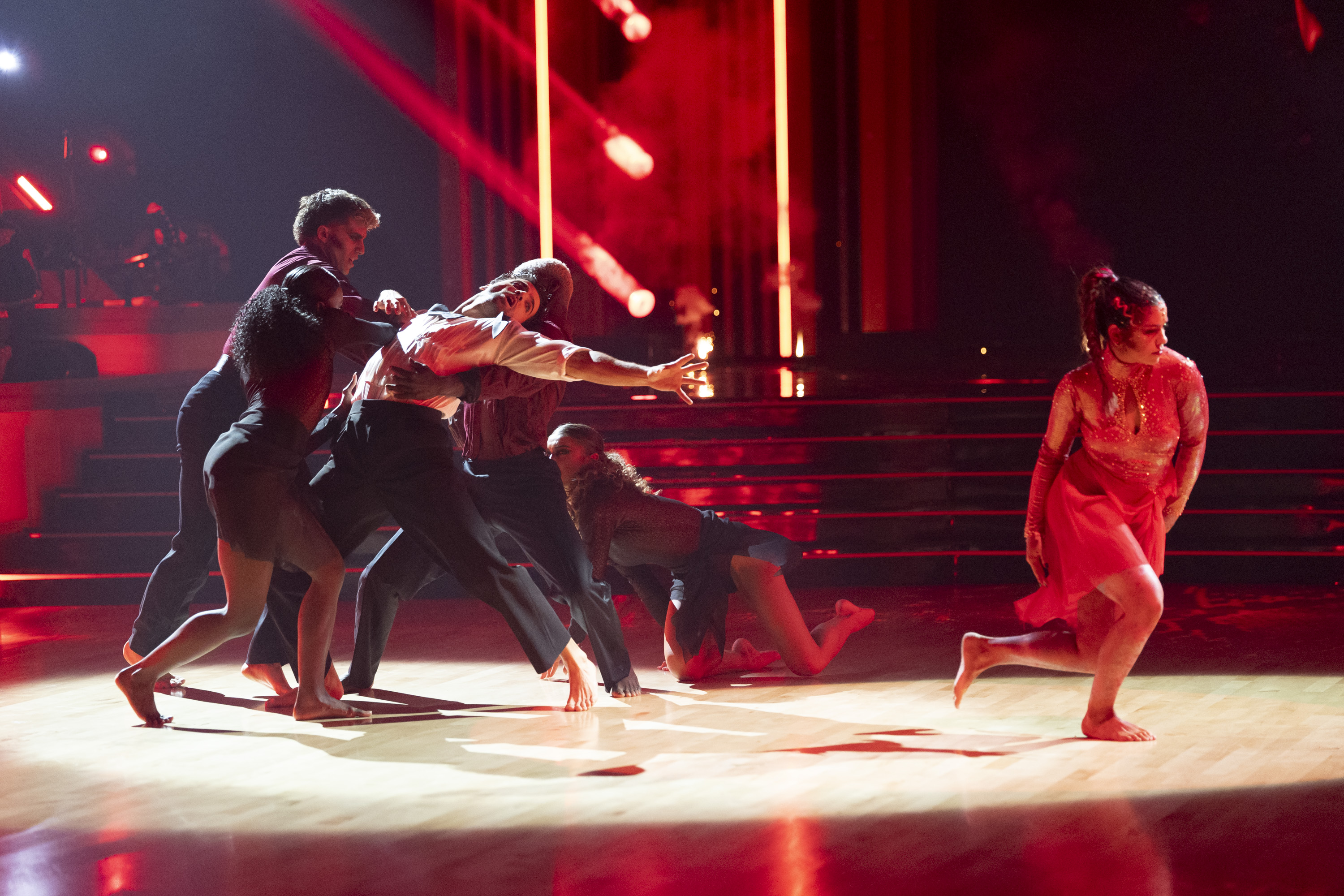 Jen Affleck and other dancers during the Halloween episode of "Dancing with the Stars" on October 28, 2025. | Source: Getty Images