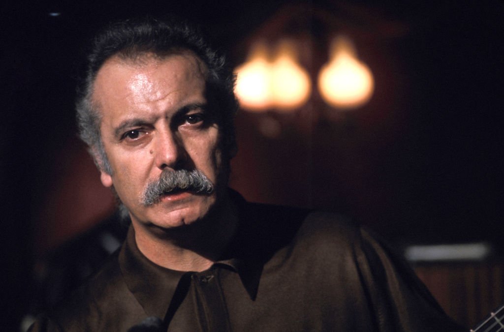 Portrait de Georges Brassens, vers 1970, en France. | Photo : Getty Images