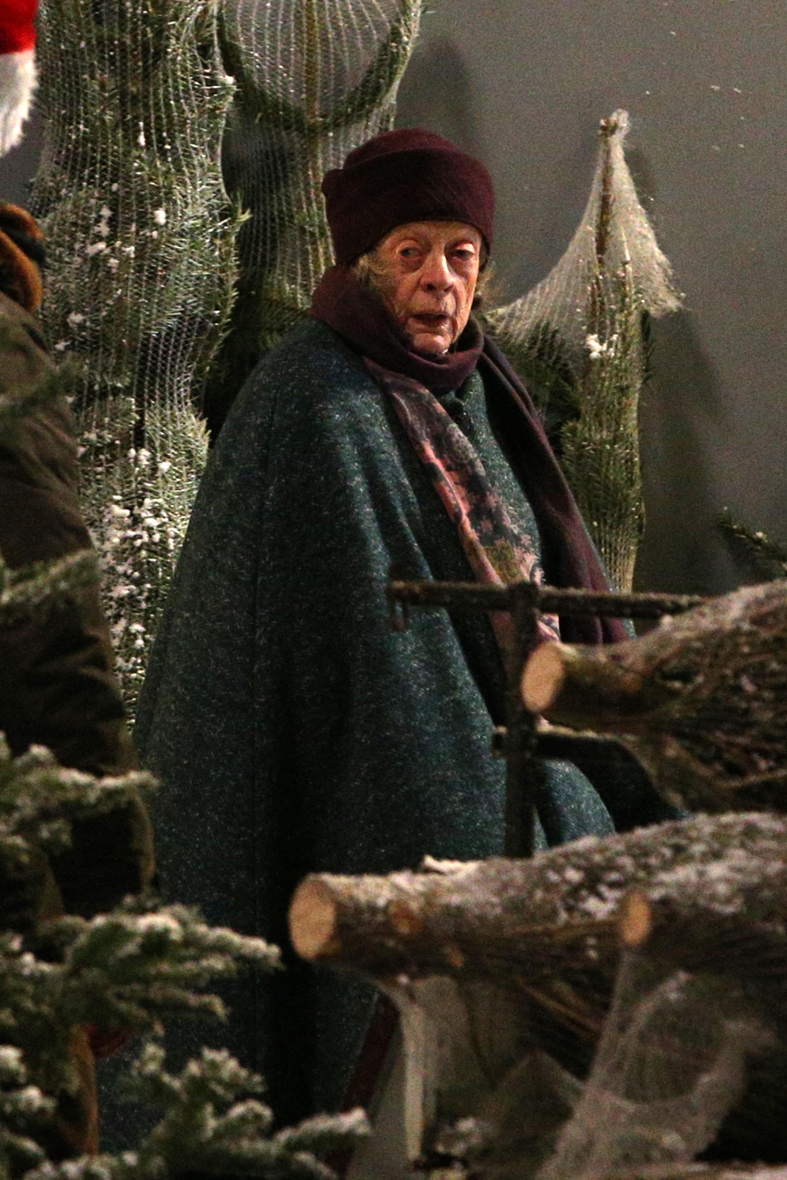 Maggie Smith on the set of "A Boy Called Christmas," 2020 | Source: Getty Images