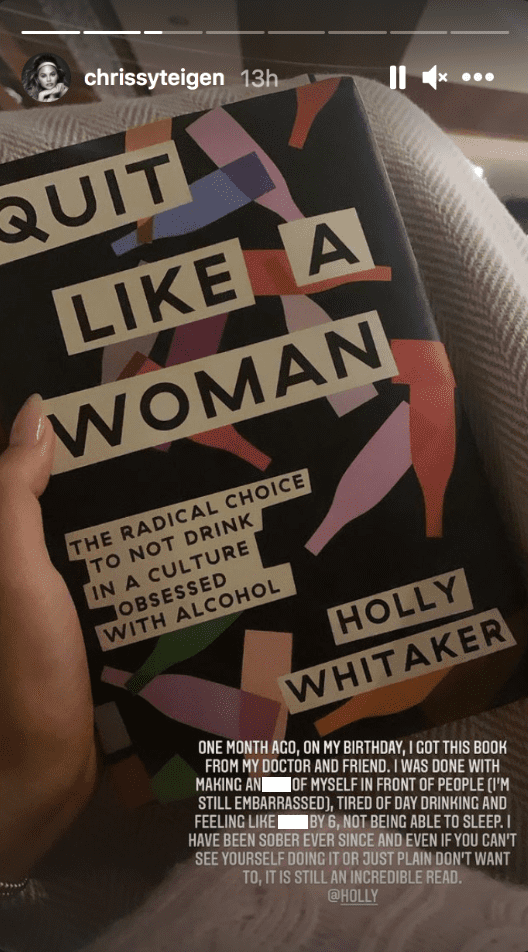 Chrissy Teigen showing Holly Whitaker's book "Quit Like A Woman" | Photo: Instagram.com/stories/chrissyteigen