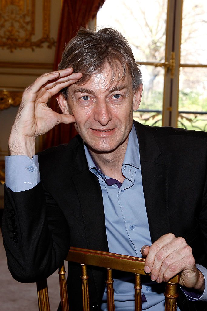 Portrait du chroniqueur Gilles Verdez. ǀ Source : Getty Images