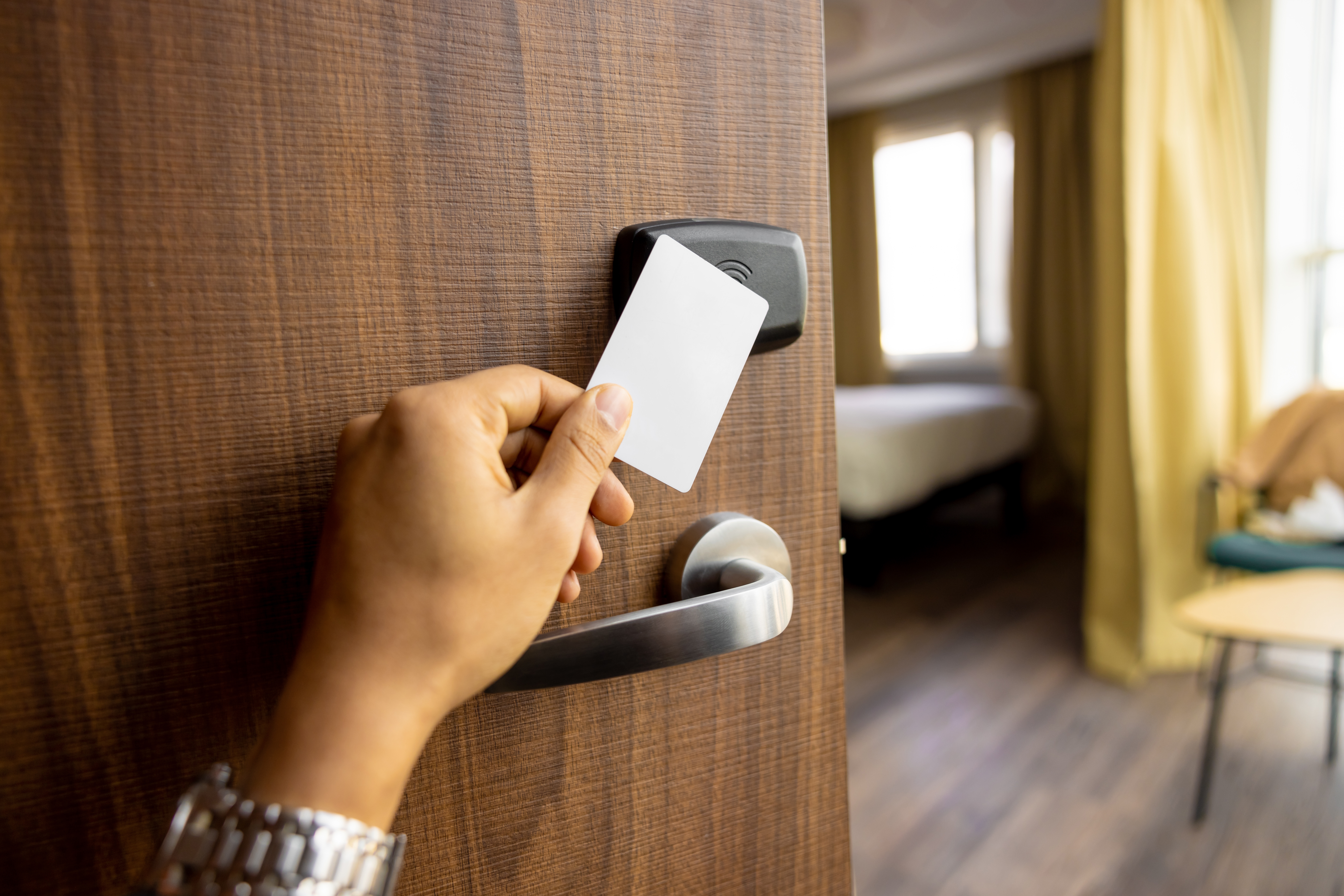 Enter the hotel room | Shutterstock