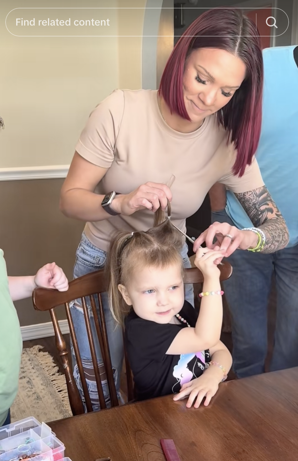Miranda Aldridge with her daughter, Camryn, seen in a post dated March 18, 2025 | Source: Tiktok/@mjaldridge
