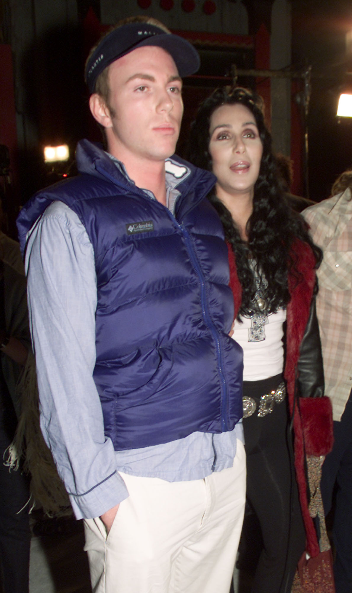 Cher and her son Elijah Blue at the premiere of "Blow" at the Chinese Theater in Los Angeles, California, on March 29, 2001 | Source: Getty Images