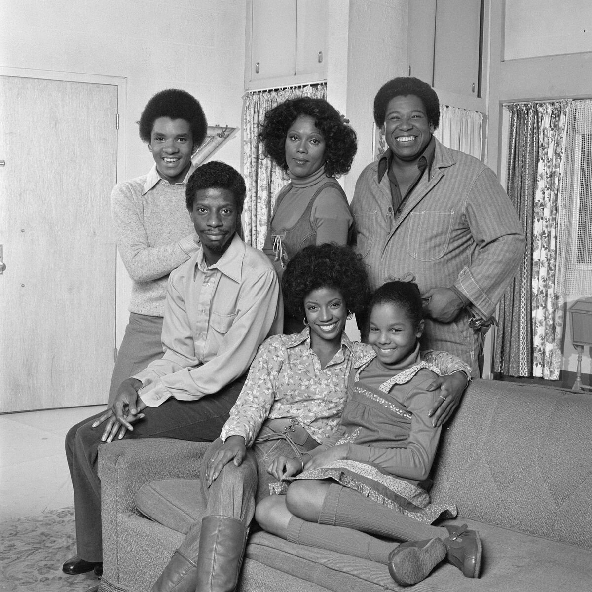 Johnny Brown and fellow actors on the set of series, "Good Time" | Photo: Getty Images