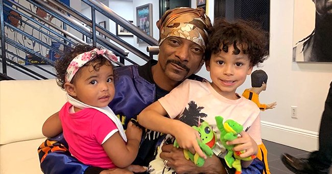 Snoop Dogg Hugs His Oldest Grandson Zion in a Sweet Photo as He ...