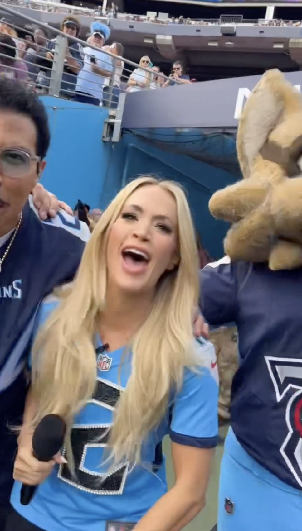 Country Singer Carrie Underwood at the Titan game | Source: Instagram/titans