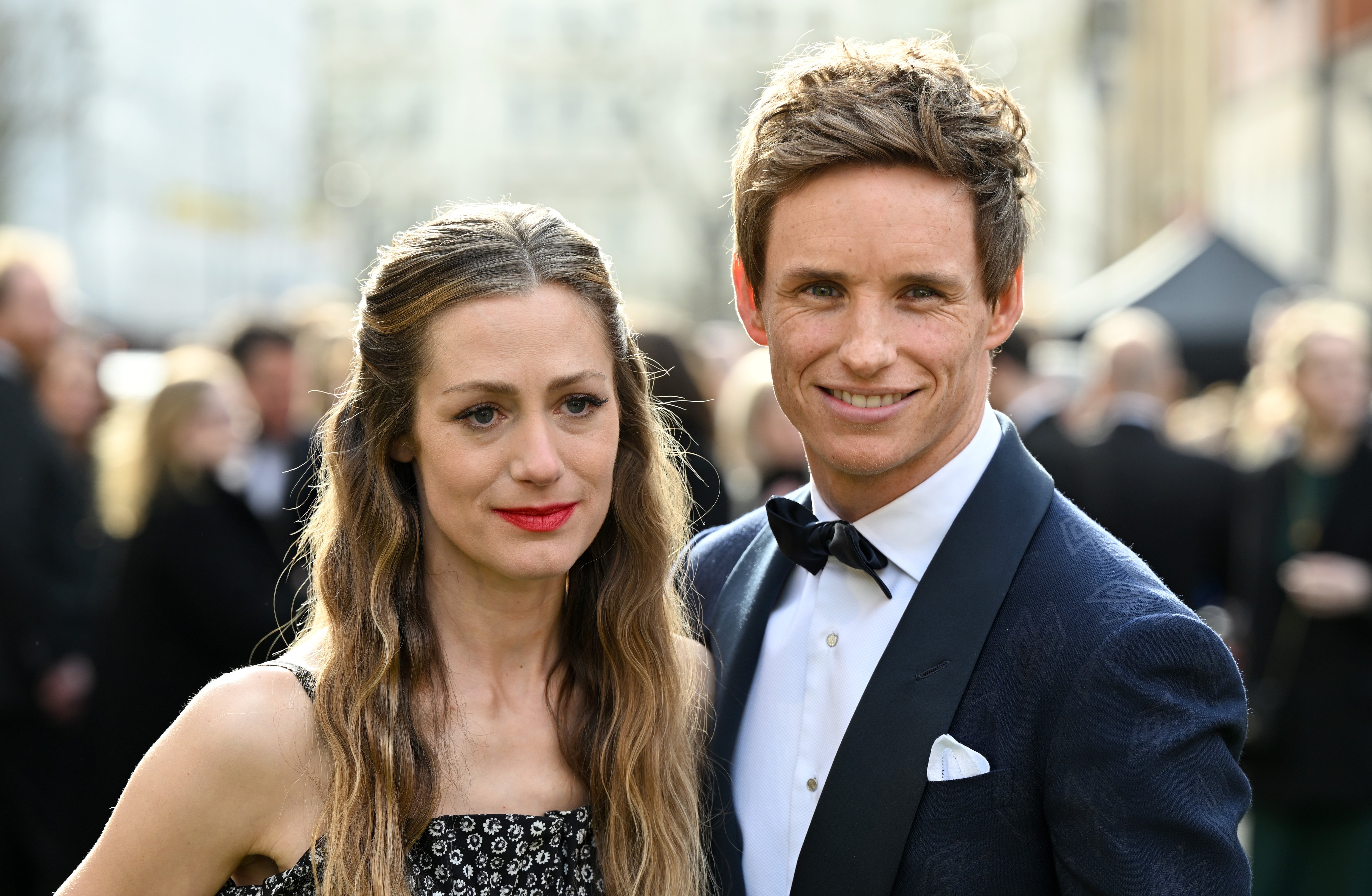 Hannah Bagshawe and Eddie Redmayne attend The Olivier Awards 2022 with MasterCard at the Royal Albert Hall on April 10, 2022 in London, England. | Source: Getty Images