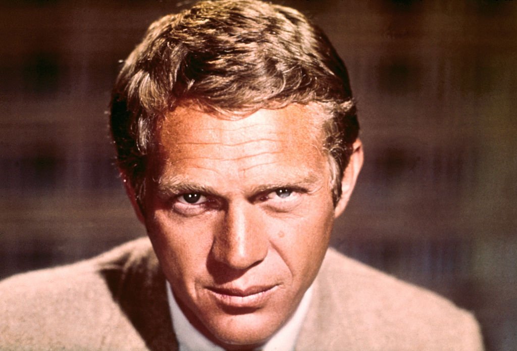 Ein Porträt des Schauspielers Steve McQueen in Hollywood am 3. März 1966. | Quelle: Getty Images