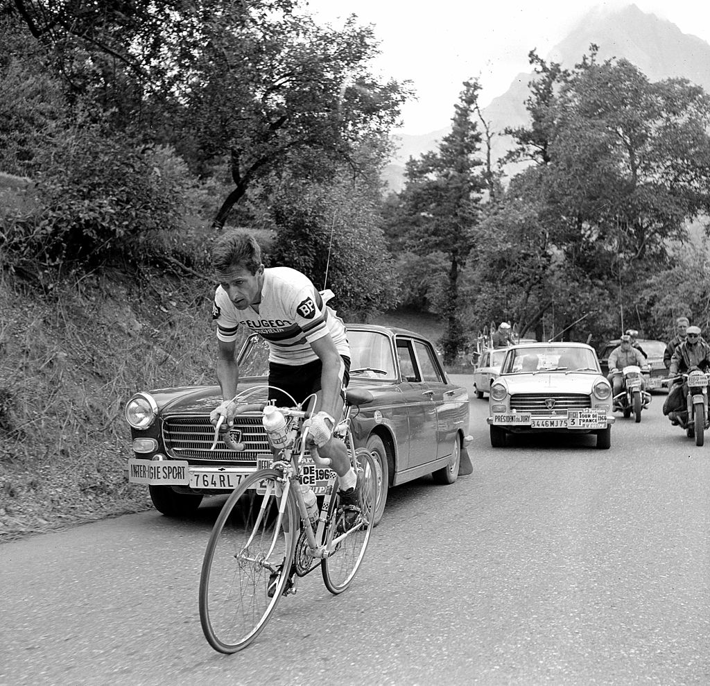 Coureur cycliste anglais Tom Simpson. | Photo : Getty Images Coureur cycliste anglais Tom Simpson. | Photo : Getty Images