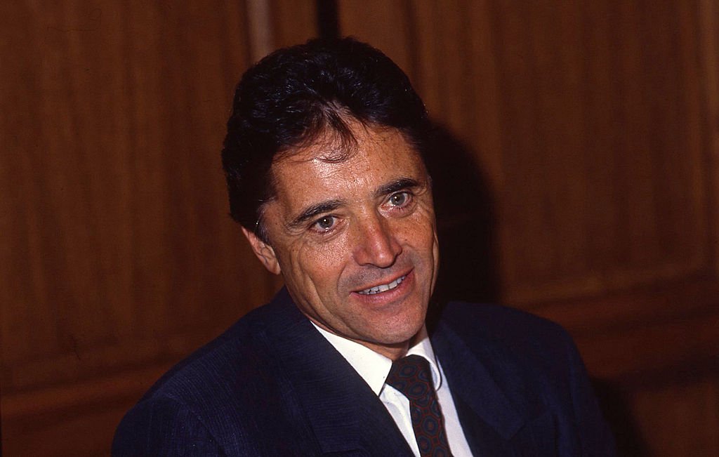 Sacha Distel en 1989 à Paris. l Source : Getty Images