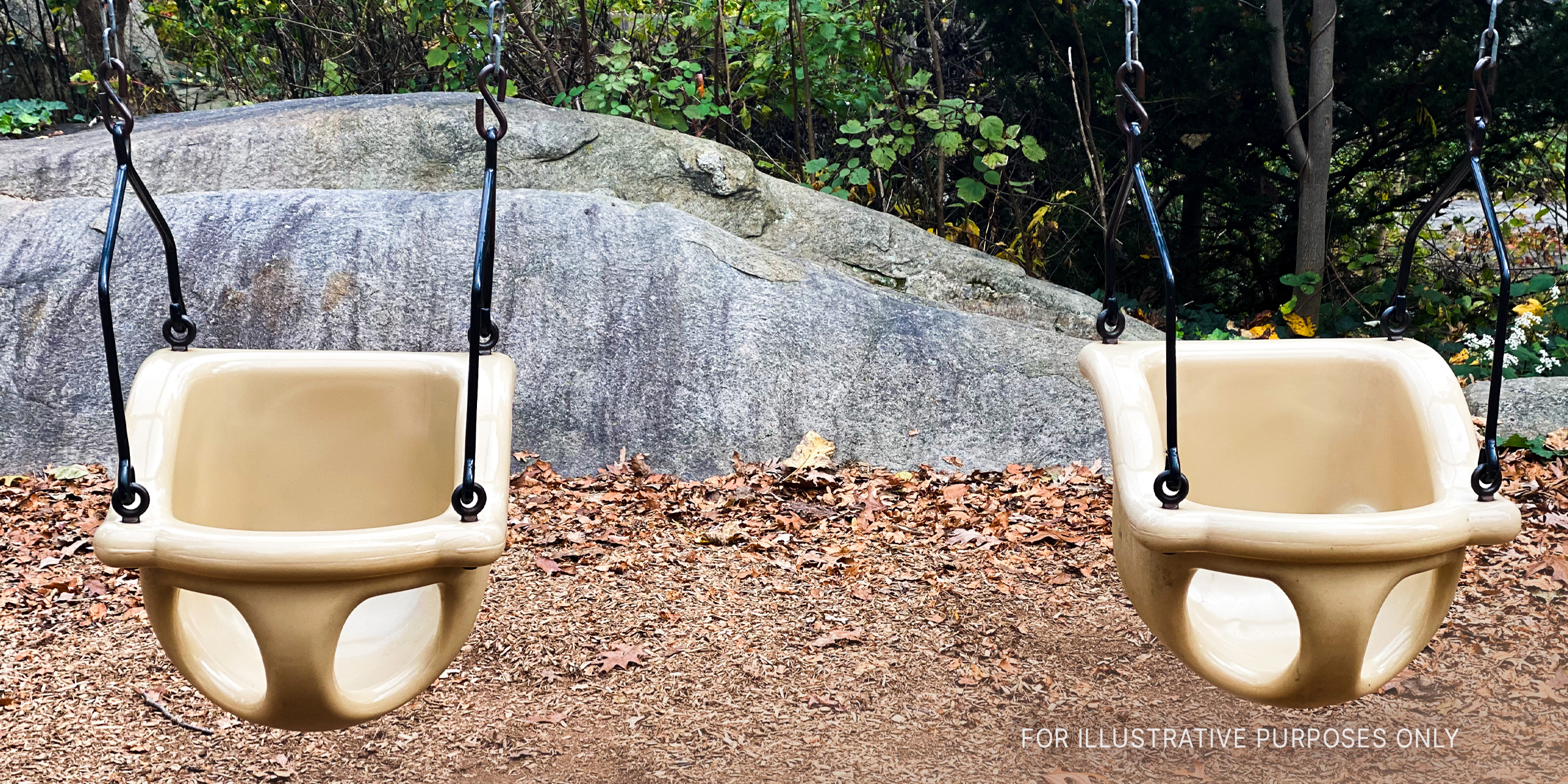 Two empty swings | Source: Getty Images