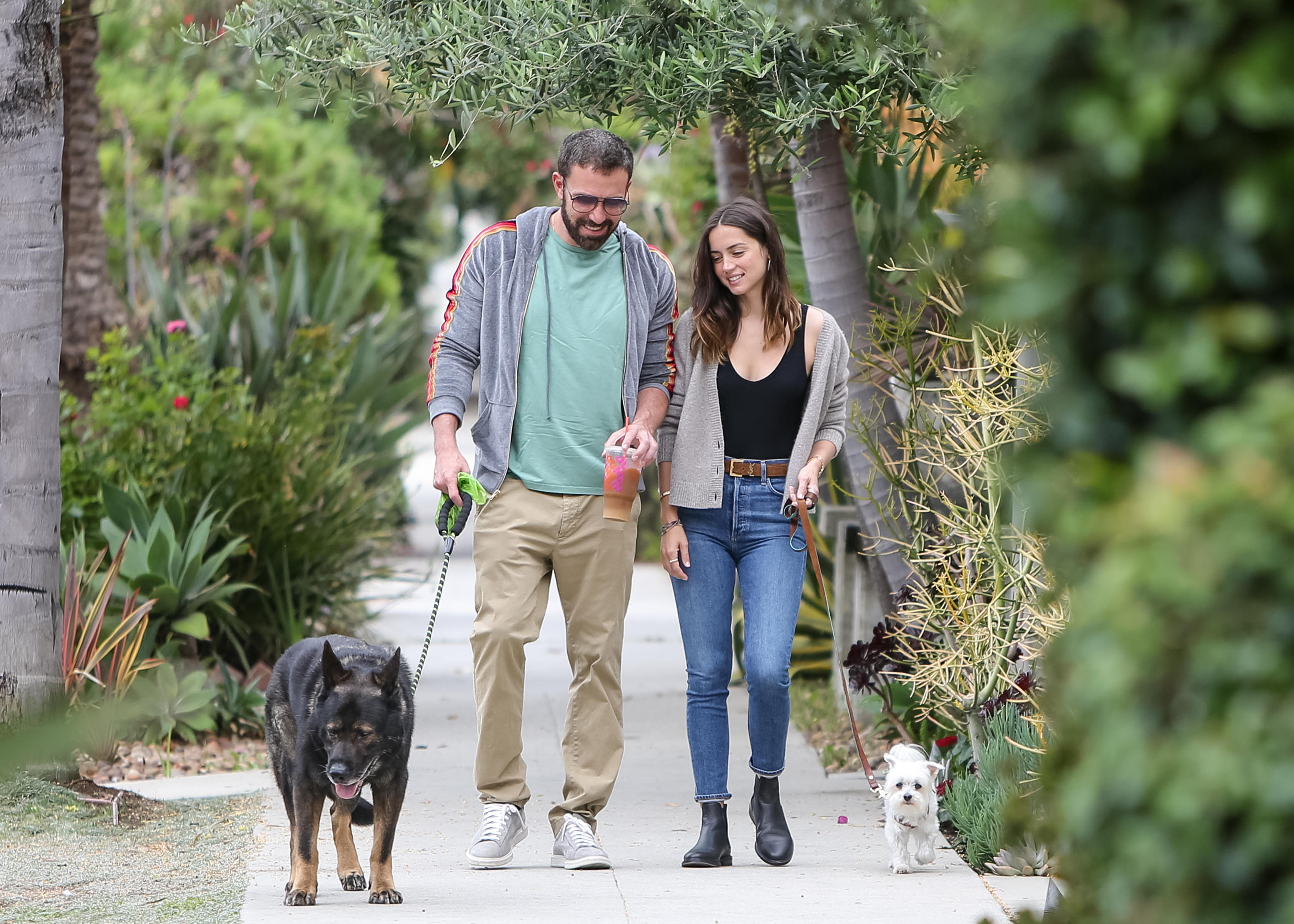 Ben Affleck and Ana de Armas are seen taking a walk on July 1, 2020 in Los Angeles, California | Source: Getty Images