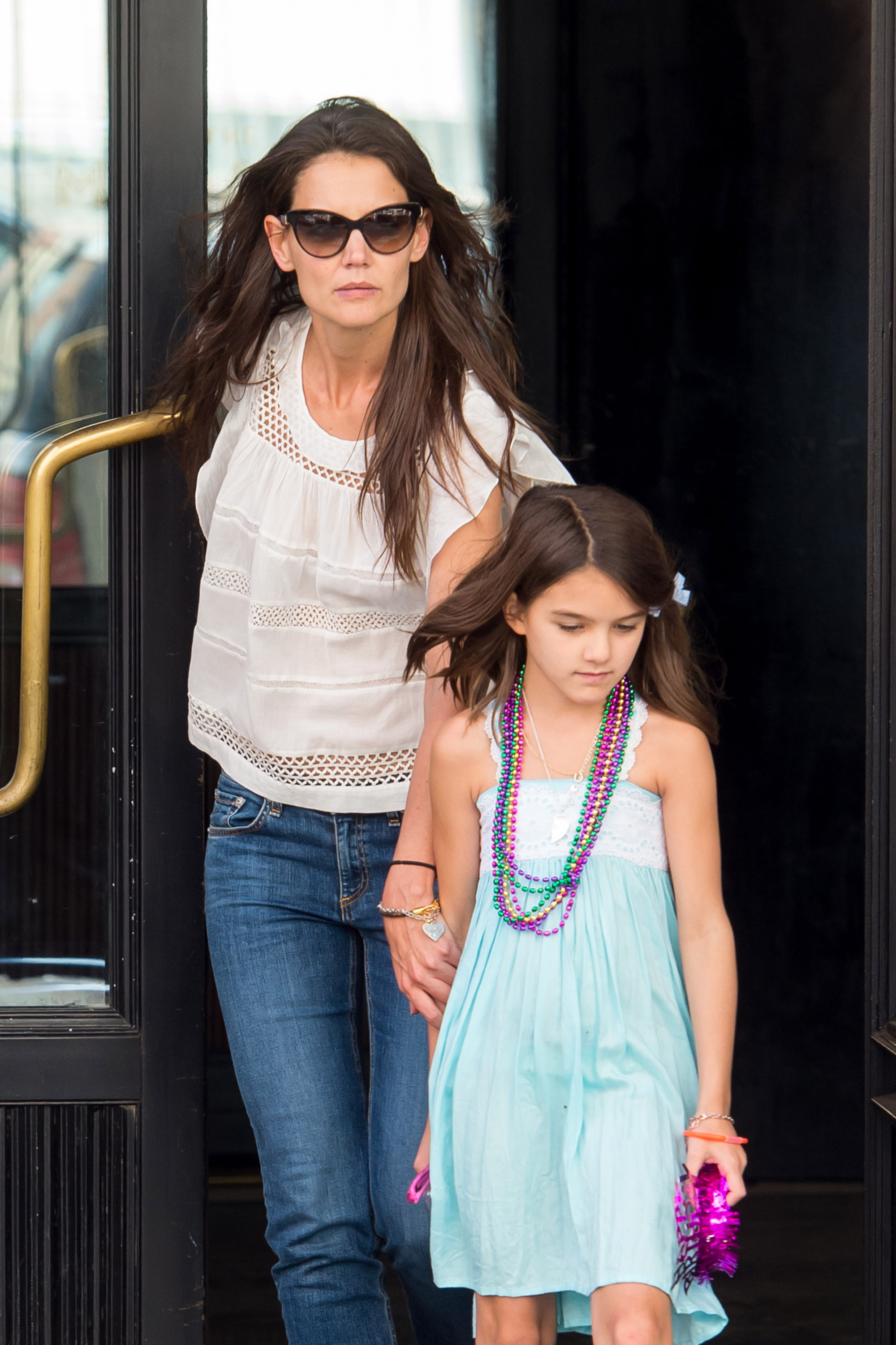 Katie Holmes and Suri Cruise celebrate Suri's ninth birthday at the Gilded Lily in New York City, on April 18, 2015. | Source: Getty Images