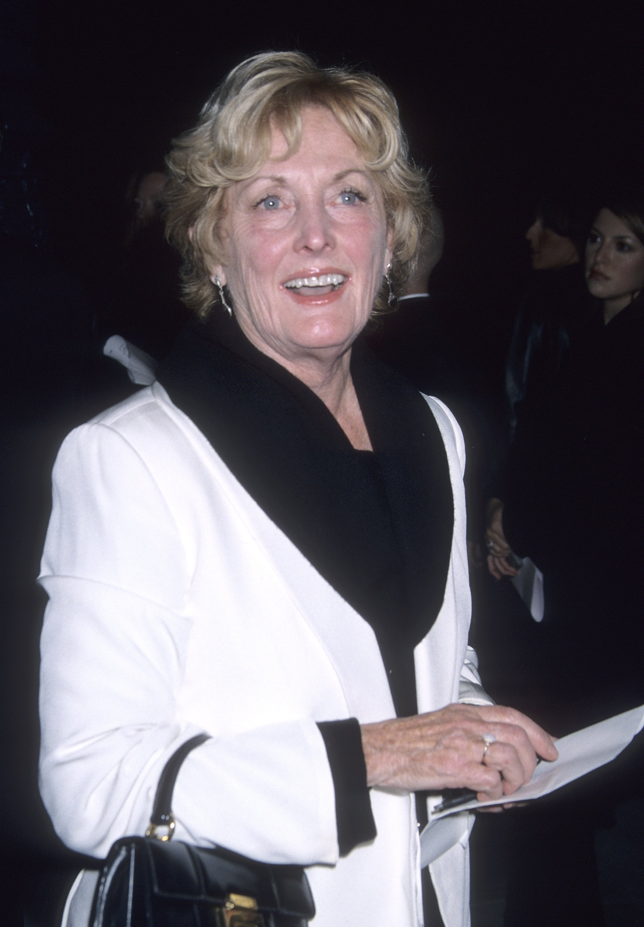 Eileen Ryan (Sean Penn's mother) attends the "I Am Sam" Beverly Hills Premiere on December 3, 2001, at the Academy of Motion Picture Arts & Sciences in Beverly Hills, California. | Source: Getty Images