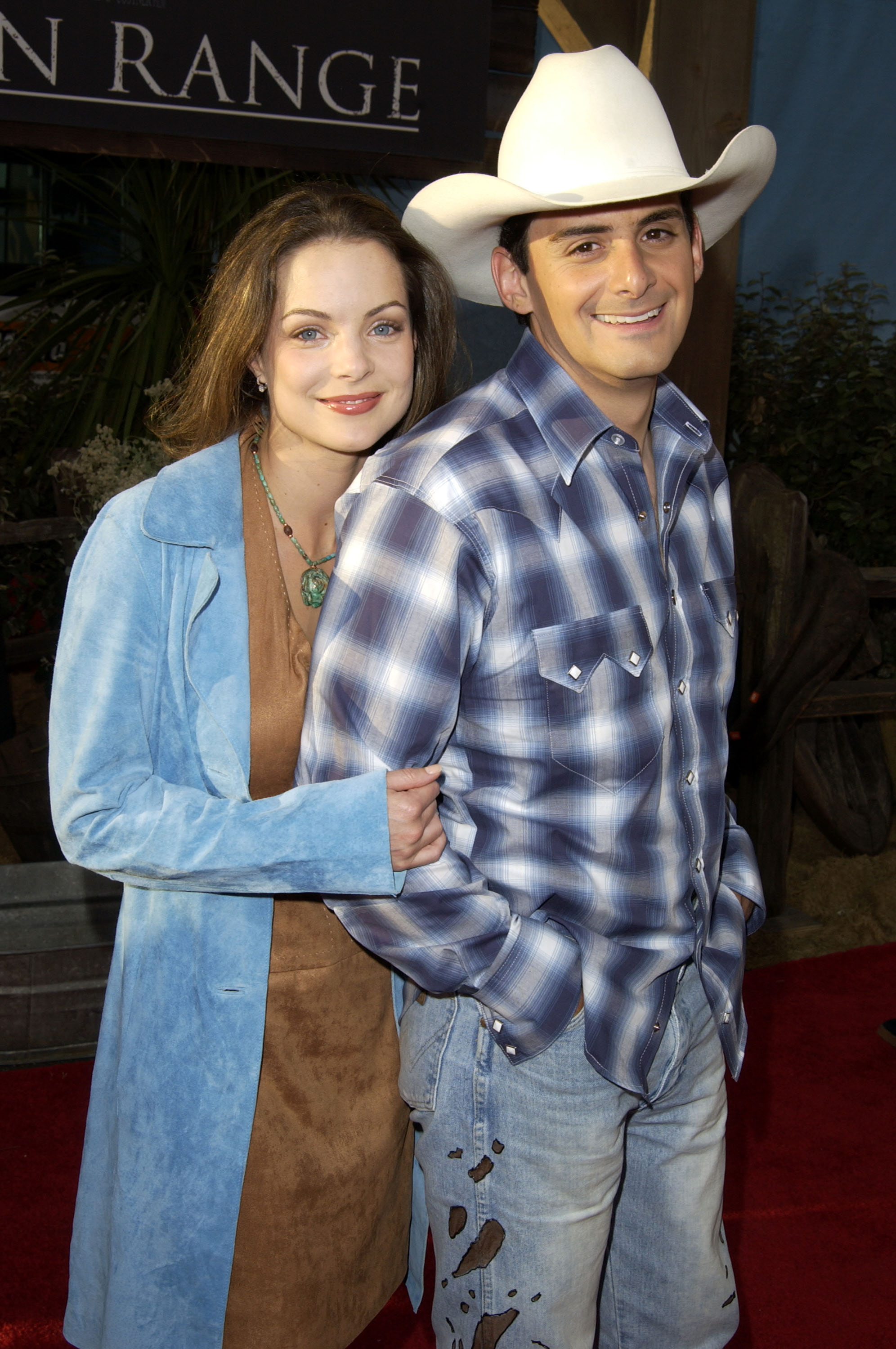 Kimberly Williams and Brad Paisley during "Open Range" Premiere at El Capitan in Hollywood, California, United States. | Source: Getty Images
