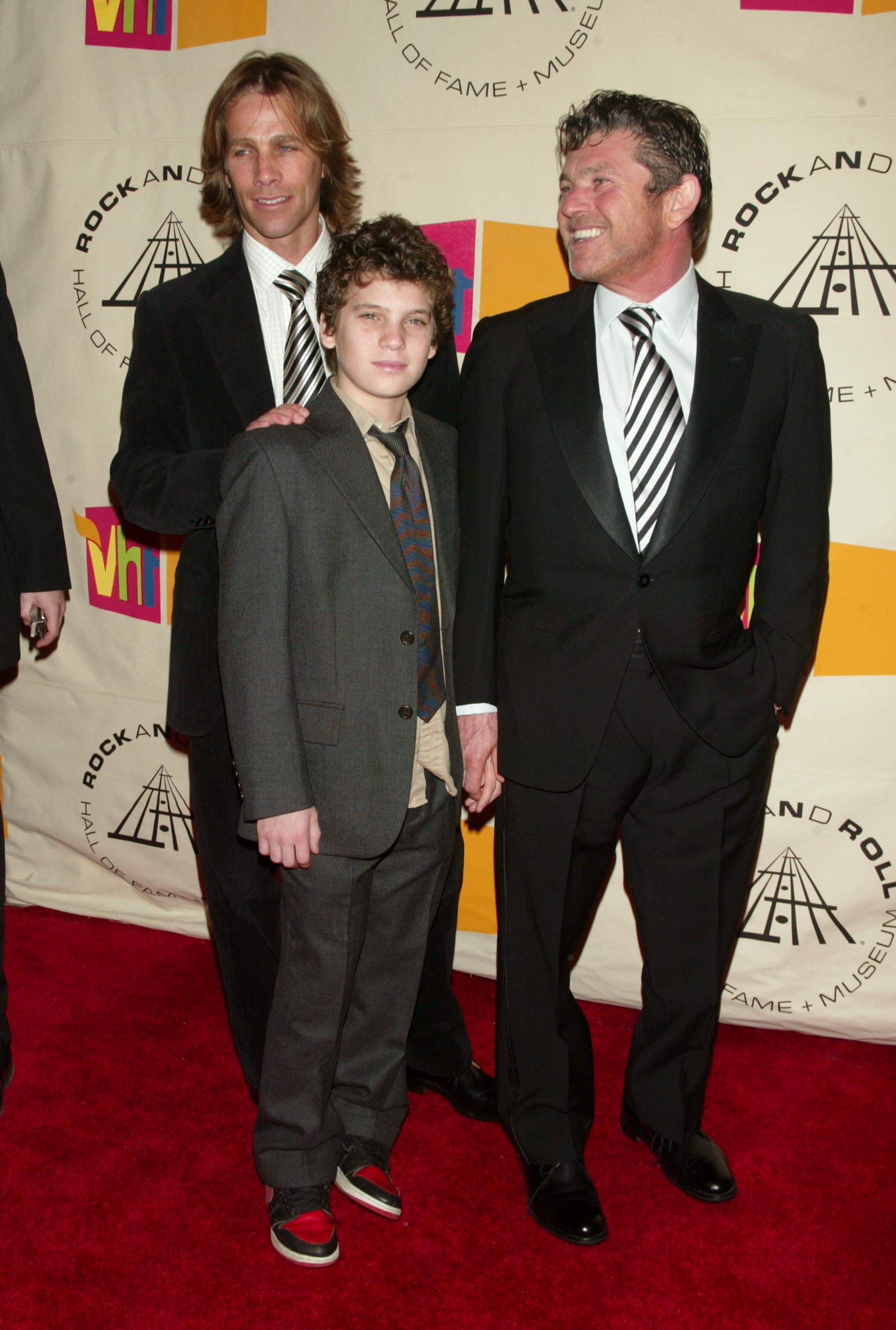 Matt Nye, Jann Wenner and son at Waldorf Astoria in New York City on March 15, 2004. | Source: Getty Images