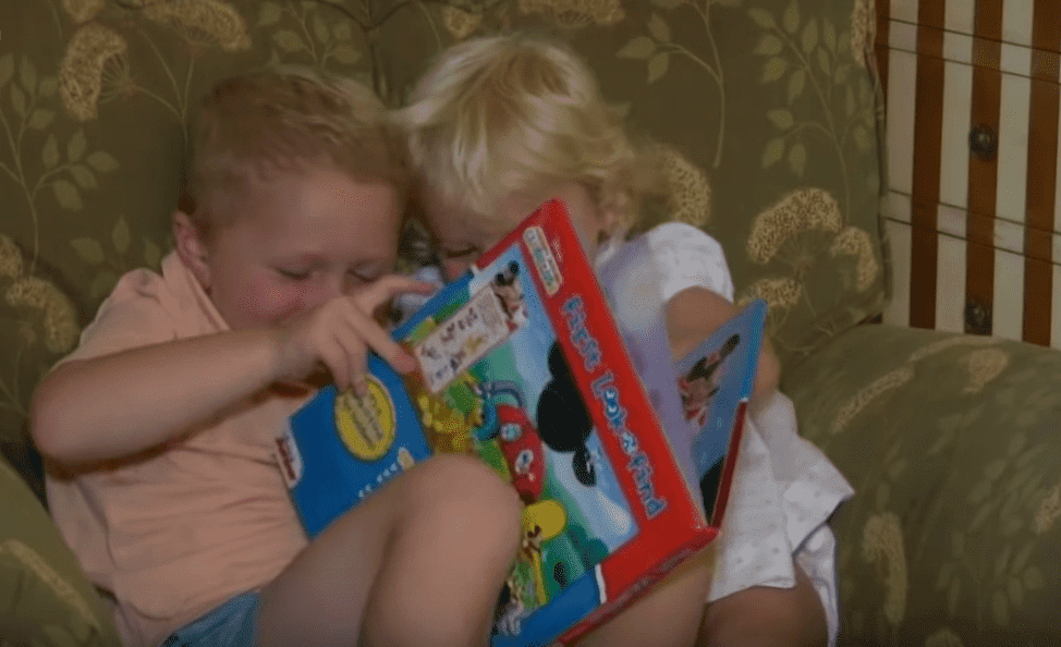 Gray Forrester and his sister Andie pictured at home. | Photo: YouTube/WBIR