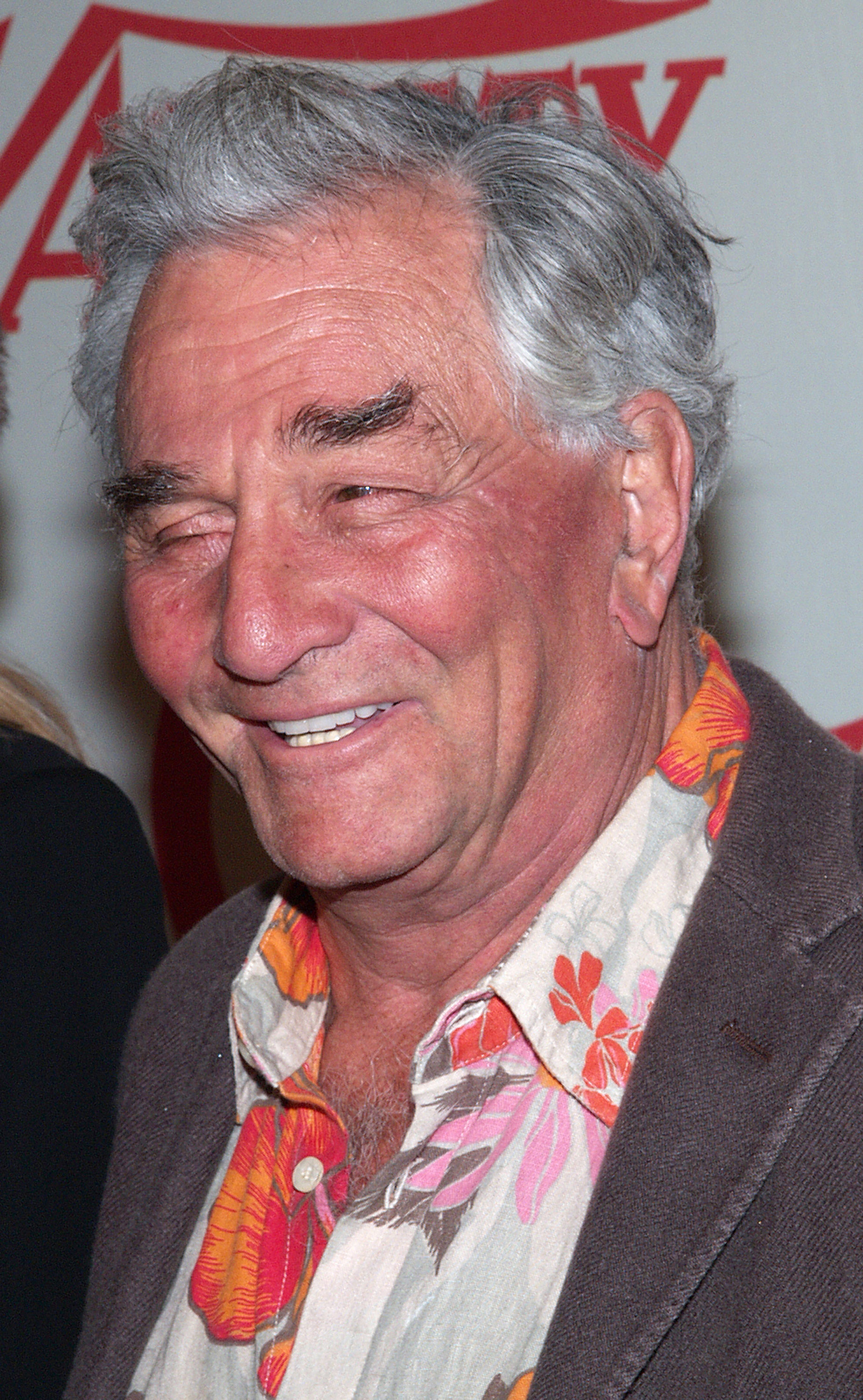 Peter Falk at Beverly Hills Post Office in Beverly Hills, California, on December 2, 2005 | Source: Getty Images