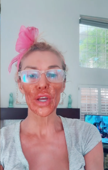 Brandi Glanville talking about her latest "beauty hack," from a post dated August 3, 2025 | Source: TikTok/brandiglanvilleofficial