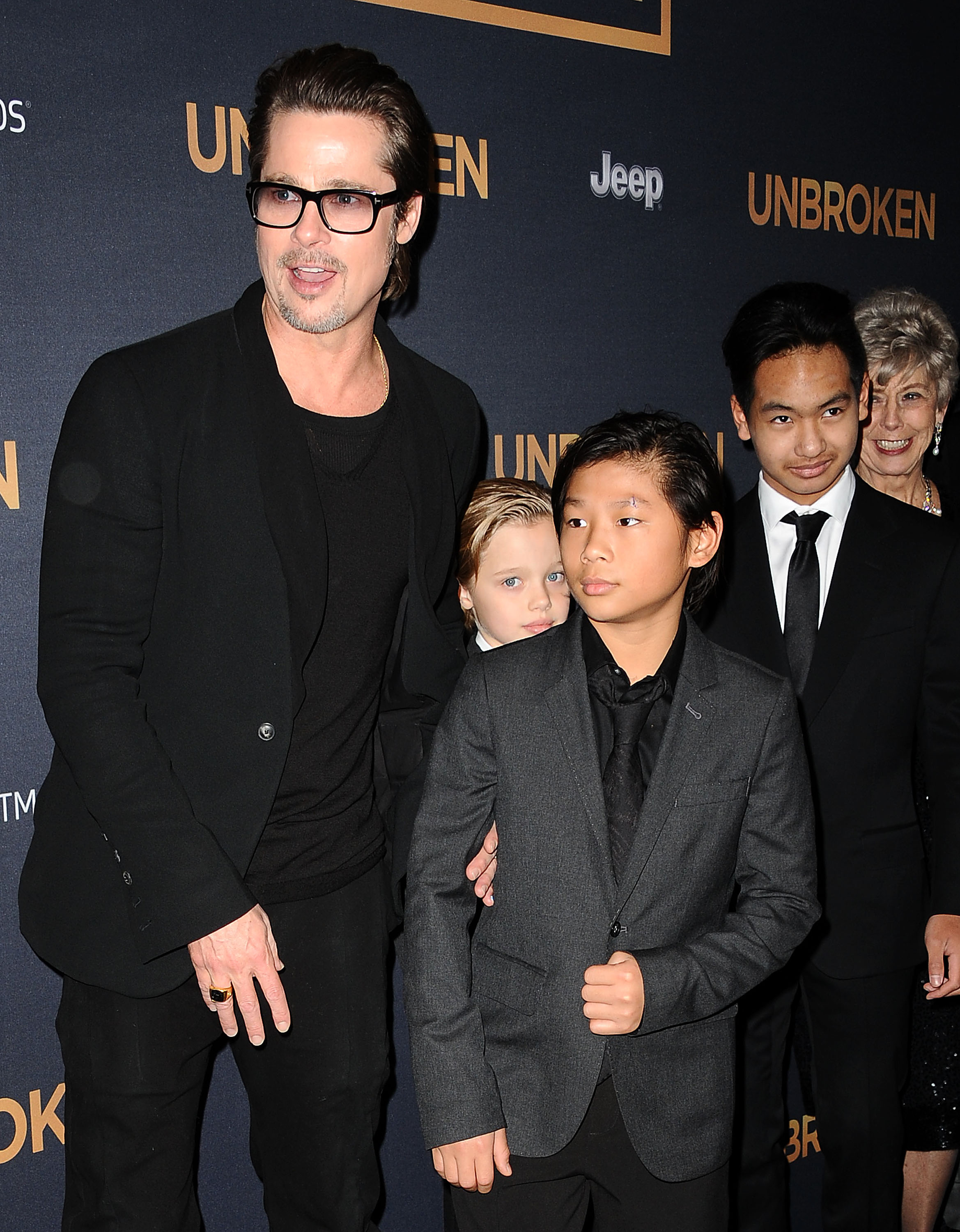Brad Pitt, Shiloh Nouvel, Pax Thien, and Maddox Jolie-Pitt during the premiere of "Unbroken" in Hollywood, California on December 15, 2014 | Source: Getty Images