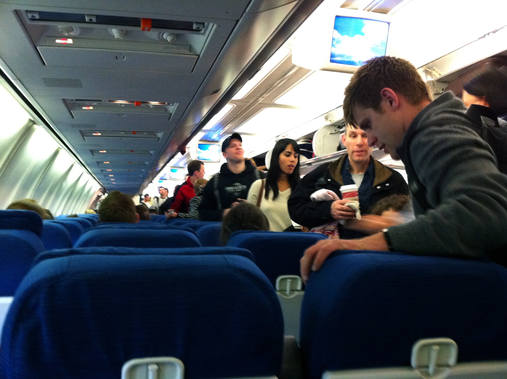 Pasajeros de un avión | Foto: flickr.com