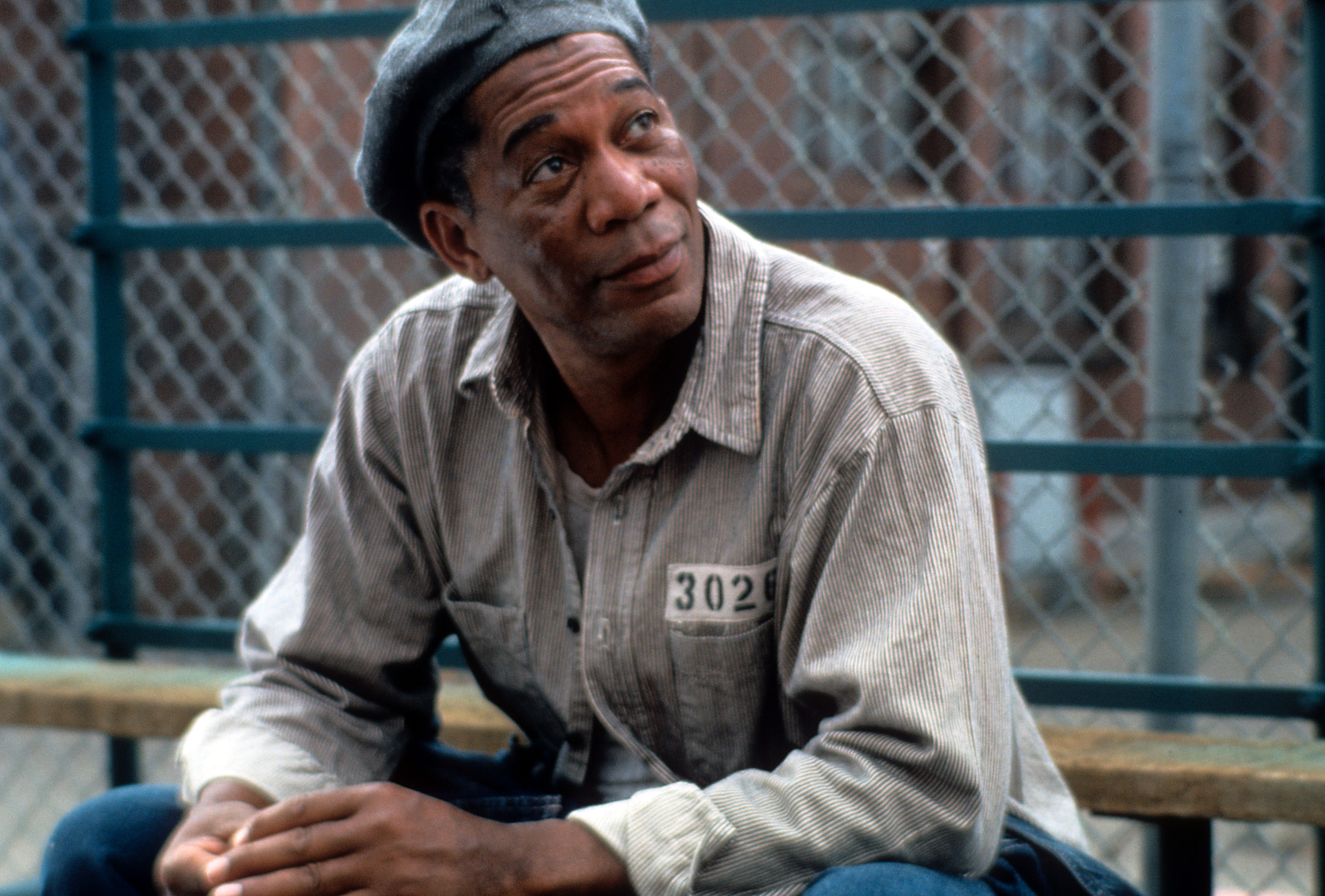 Morgan Freeman in "The Shawshank Redemption" im Jahr 1994 | Quelle: Getty Images