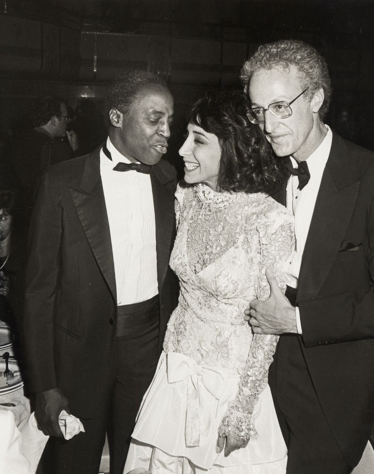 Robert Guillaume, Didi Conn, and David Shire at the 38th Annual Tony Awards on June 3, 1984, in New York. | Source: Getty Images