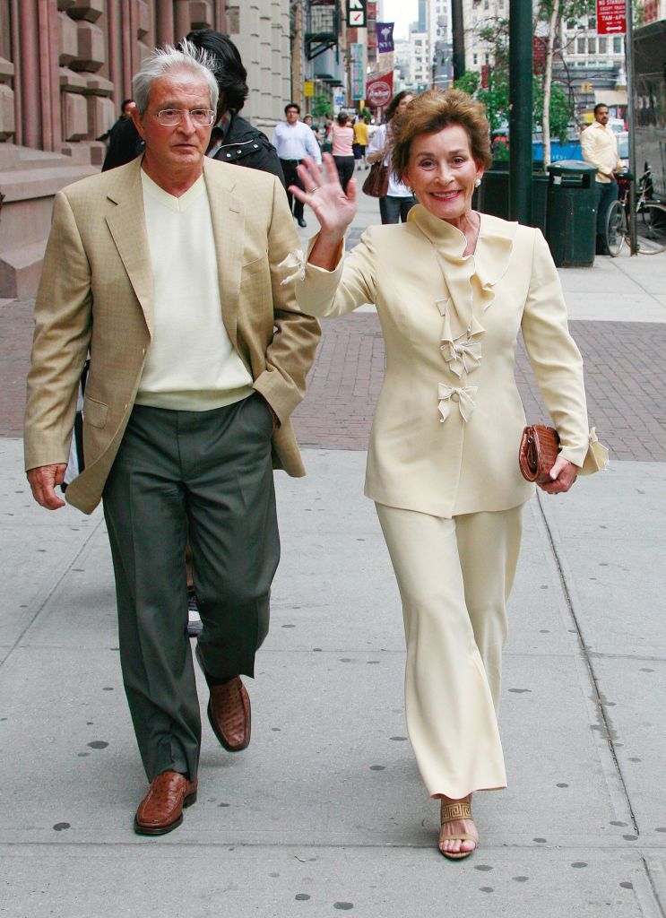 Jerry und Richterin Judy Sheindlin während einer Sichtung in New York City am 9. Juni 2007 | Quelle: Getty Images