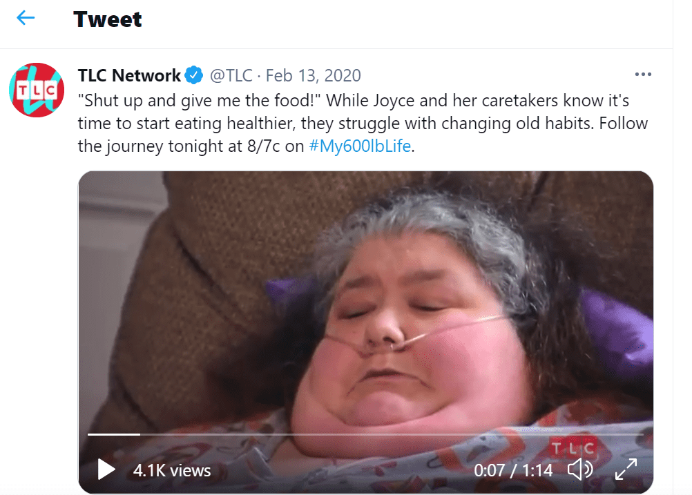 Pictured - A screengrab from TLC's reality show "My 600-Lb Life" showing Joyce Del Viscovo sitting on the couch with a drip on | Source: Twitter/@TLC