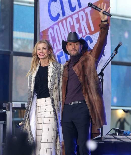 Faith Hill and Tim McGraw perform on NBC's "Today" Show at Rockefeller Plaza  | Photo: Getty Images